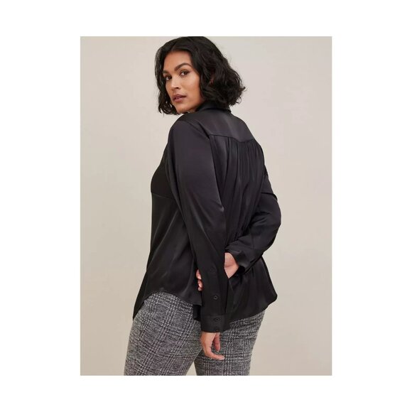 Gently Used Torrid Madison Crepe De Chine Button-Front Long Sleeve Shirt Size 3x - Picture 2 of 8